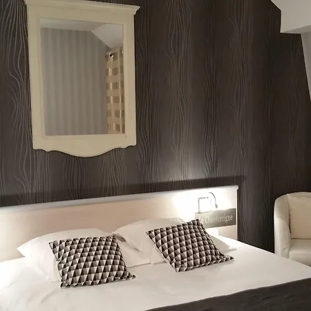 Hotel Le Chantereigne