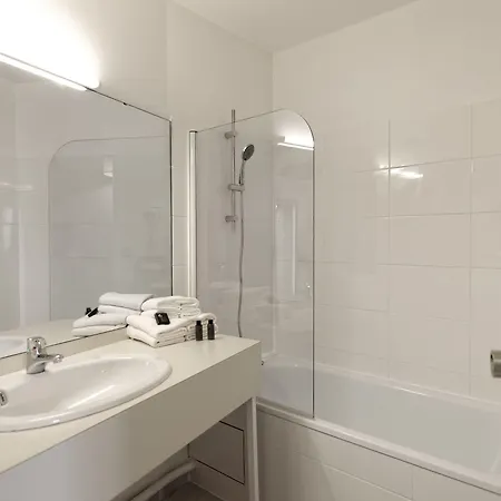 Hotel Le Chantereigne Les Noes-pres-Troyes