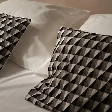 Hotel Le Chantereigne Les Noes-pres-Troyes
