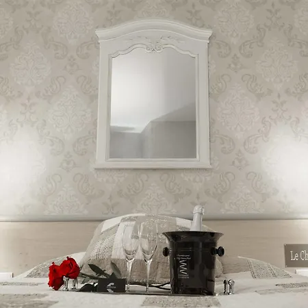 Hotel Le Chantereigne 2*