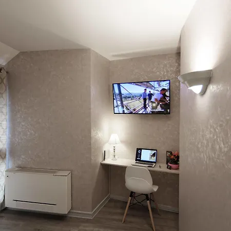 Le Chantereigne Hotel Les Noes-pres-Troyes